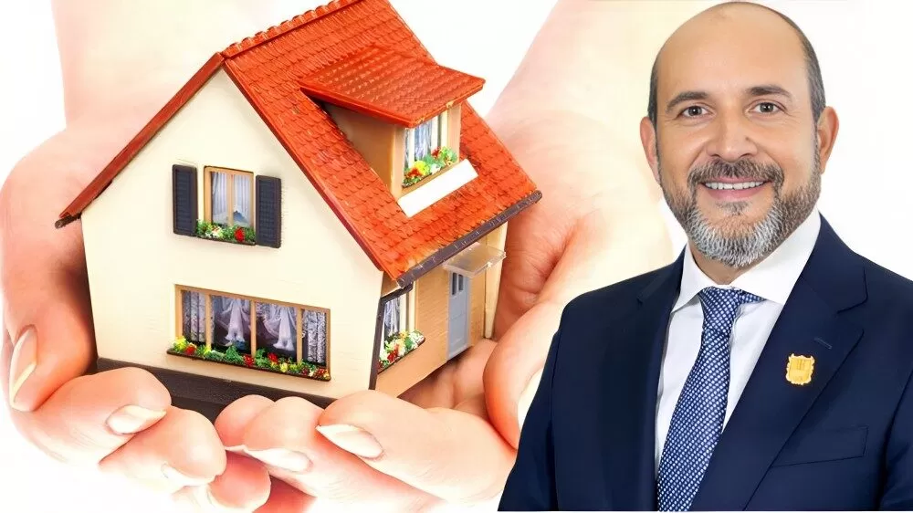 Pepe Schekaiban presenta iniciativa por vivienda digna e incluyente