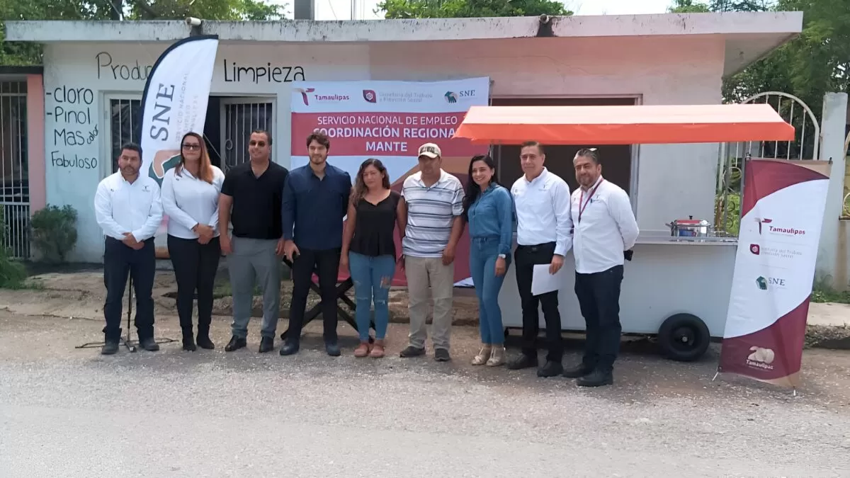 Impulsan el autoempleo en El Mante con entrega de equipo a emprendedores
