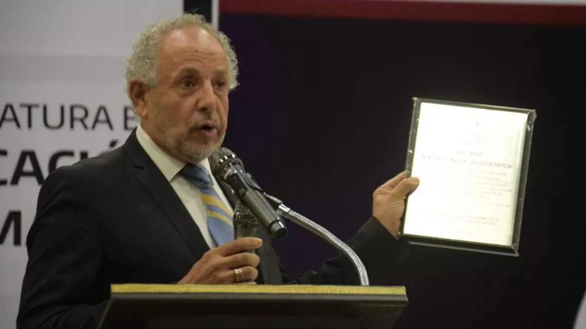 Reconocen a la BENFT con premio internacional a la ciencia