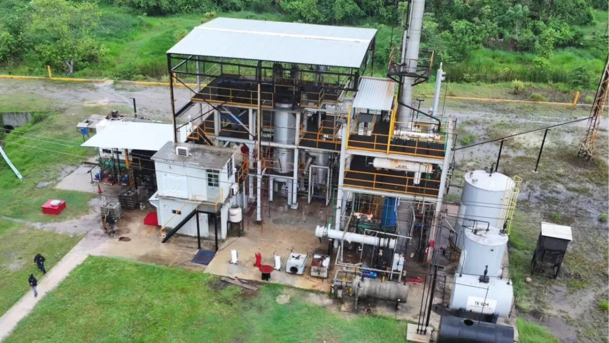 Desmantelan “mini refinería” de huachicol en Veracruz
