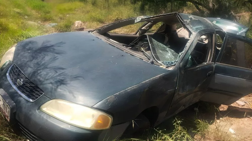 Dos heridos tras volcadura en la carretera Matamoros–San Fernando
