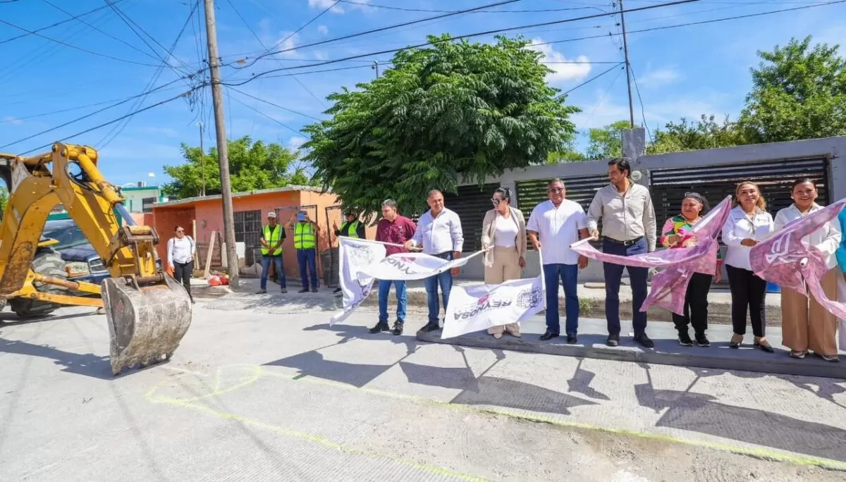 Vecinos y Alcalde de Reynosa dan banderazo a obra de drenaje en la Narciso Mendoza