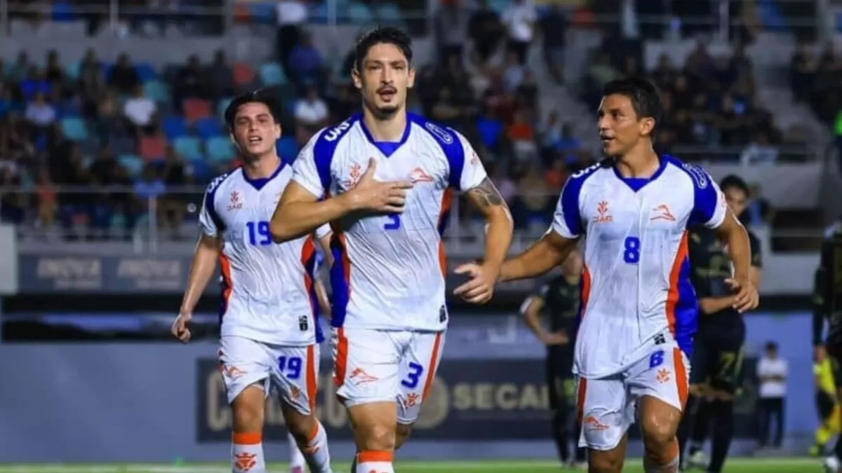 Correcaminos busca su primer triunfo ante Leones Negros