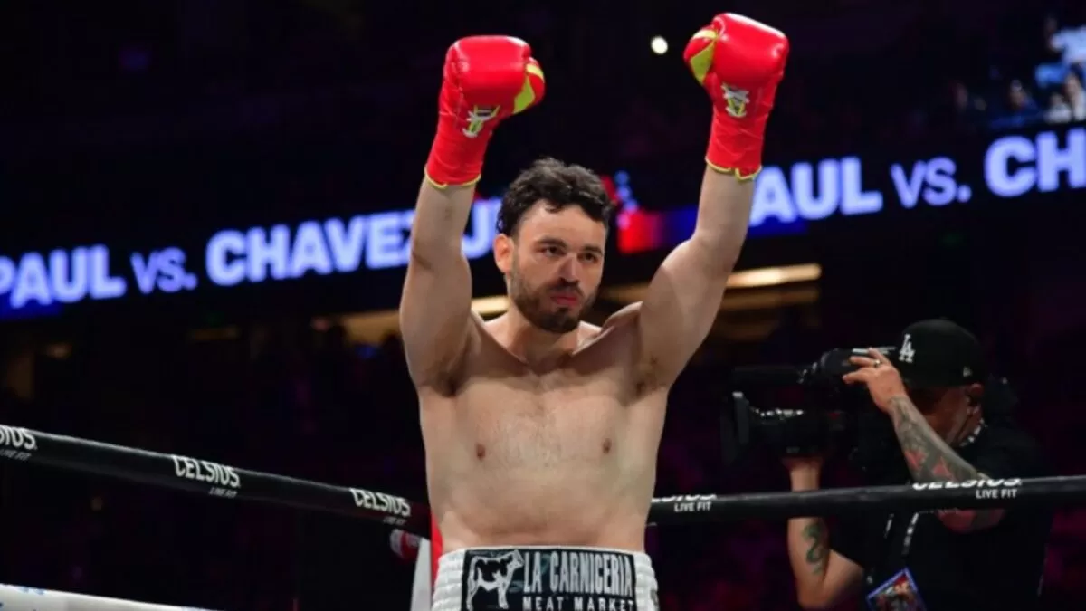 Julio César Chávez Jr. retoma el boxeo tras su liberación