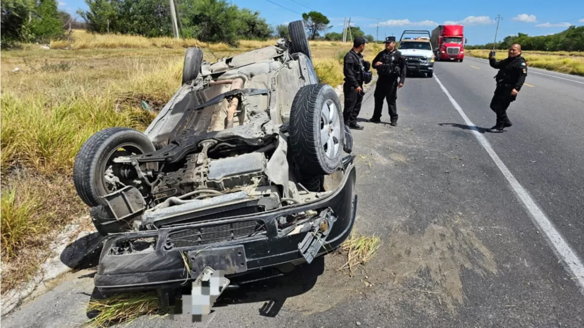 Una persona lesionada tras volcadura en carretera Monterrey-Victoria