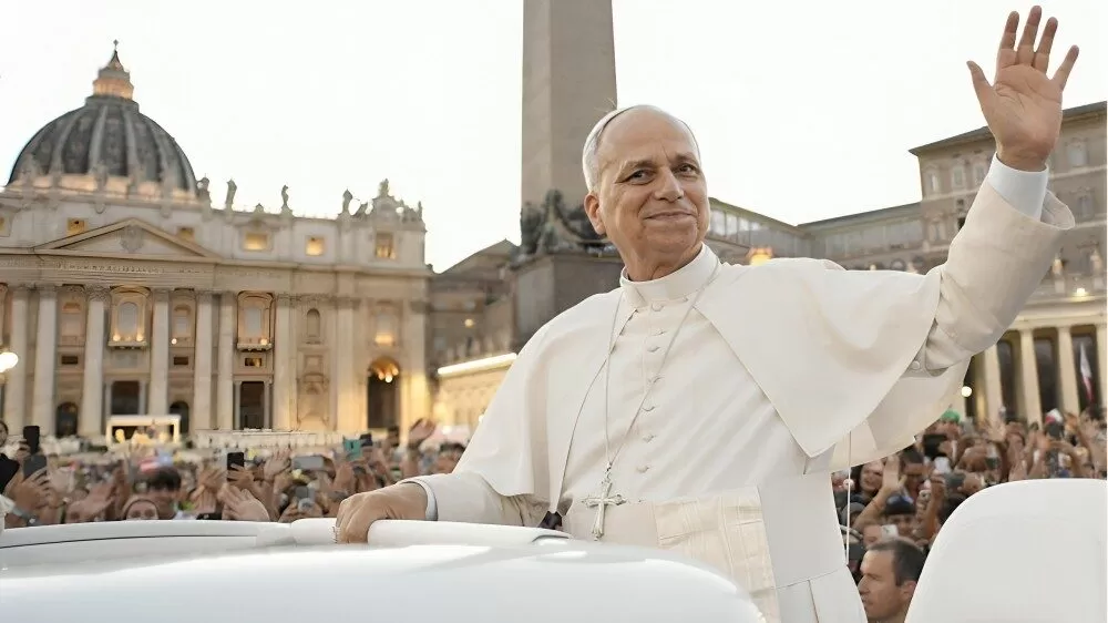 Papa León XIV canta “Cielito Lindo” en el Vaticano al ritmo de mariachi