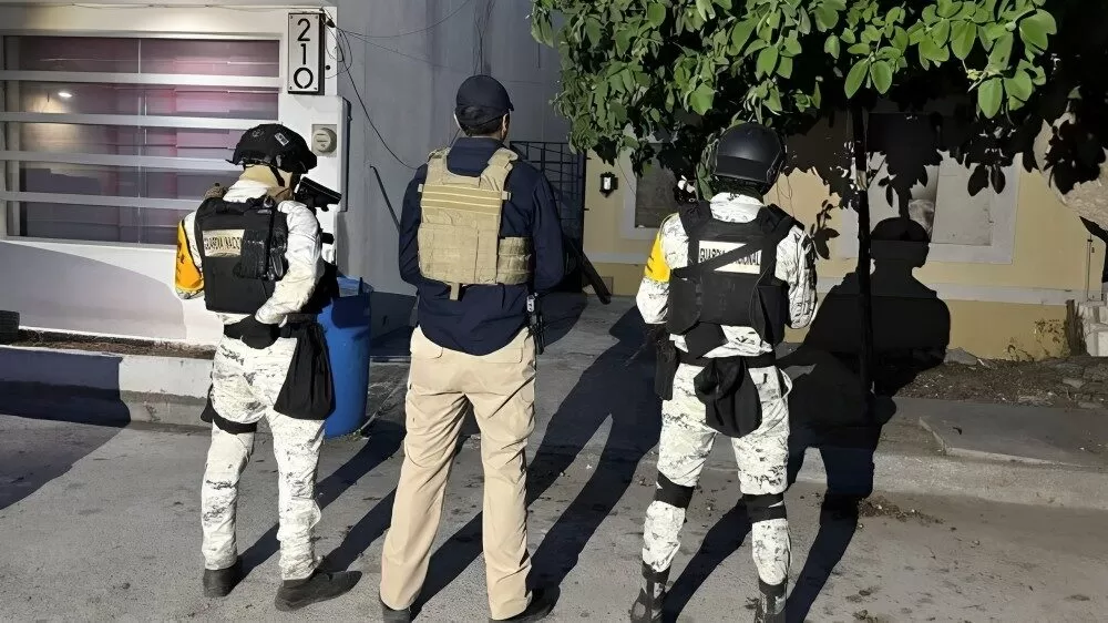 Aseguran droga y equipo táctico en Abasolo, Tamaulipas