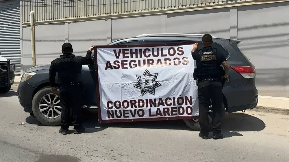 Aseguran camioneta con reporte de robo en Nuevo Laredo
