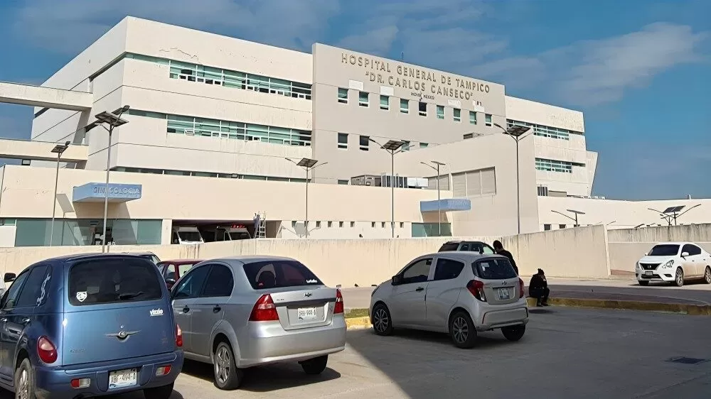 Fuga de agua inunda Hospital Carlos Canseco en Tampico