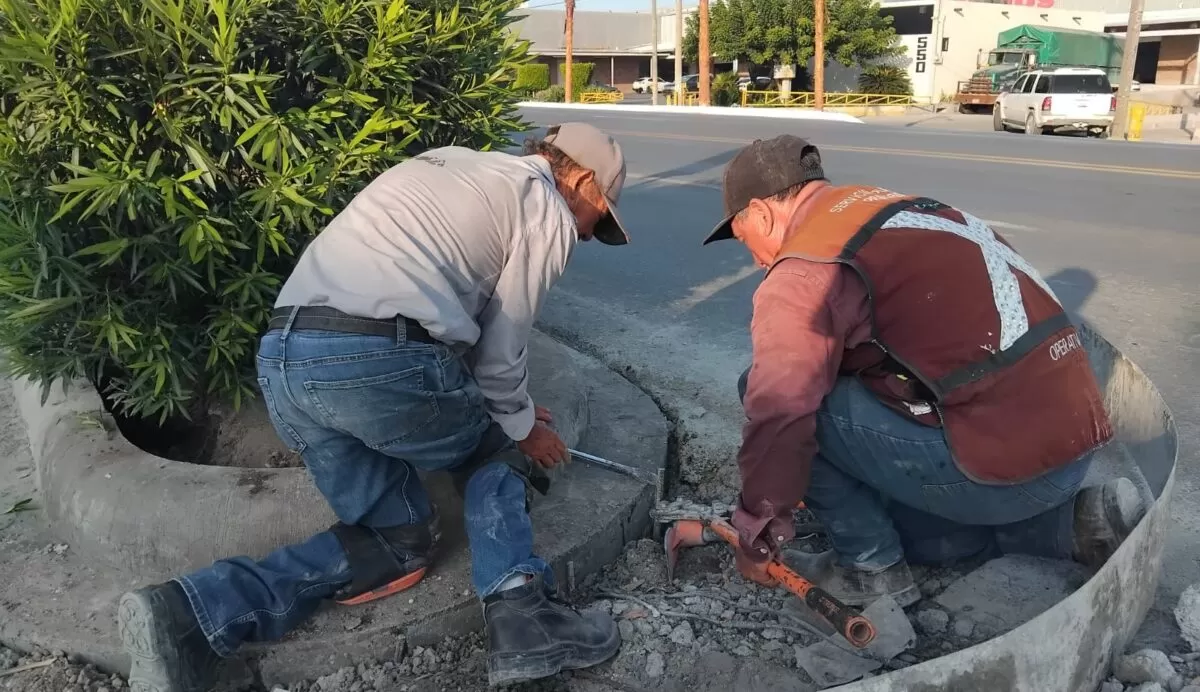 Mejora Gobierno Municipal de Reynosa seguridad vial en colonia Flovigar