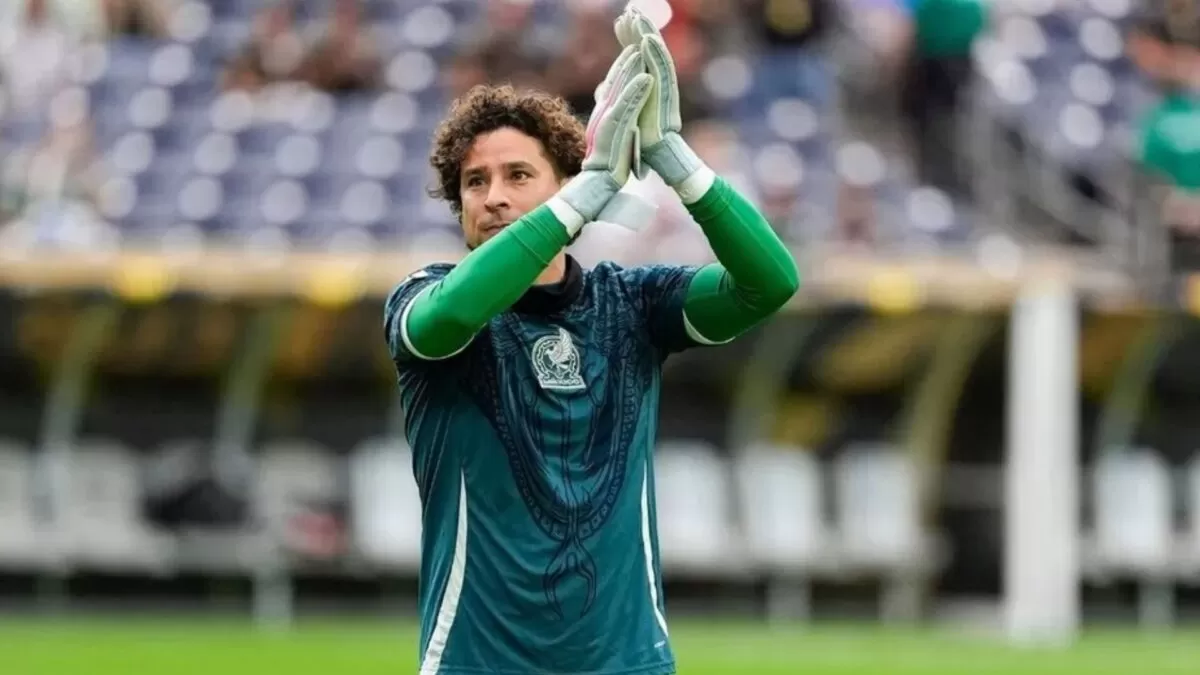 Memo Ochoa sin club, pero firme en jugar su sexto Mundial
