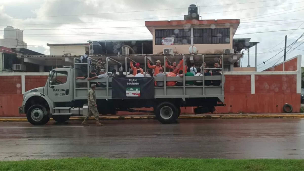 Marina auxilia a la población tras lluvias en Ciudad Madero