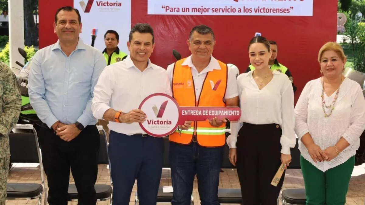 Eduardo Gattás entrega 23 unidades para seguridad y servicios en Victoria