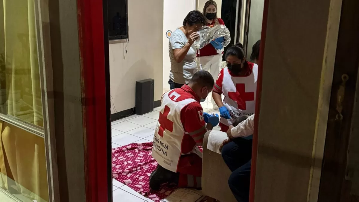 Mujer da a luz en la sala de su domicilio en Ciudad Madero