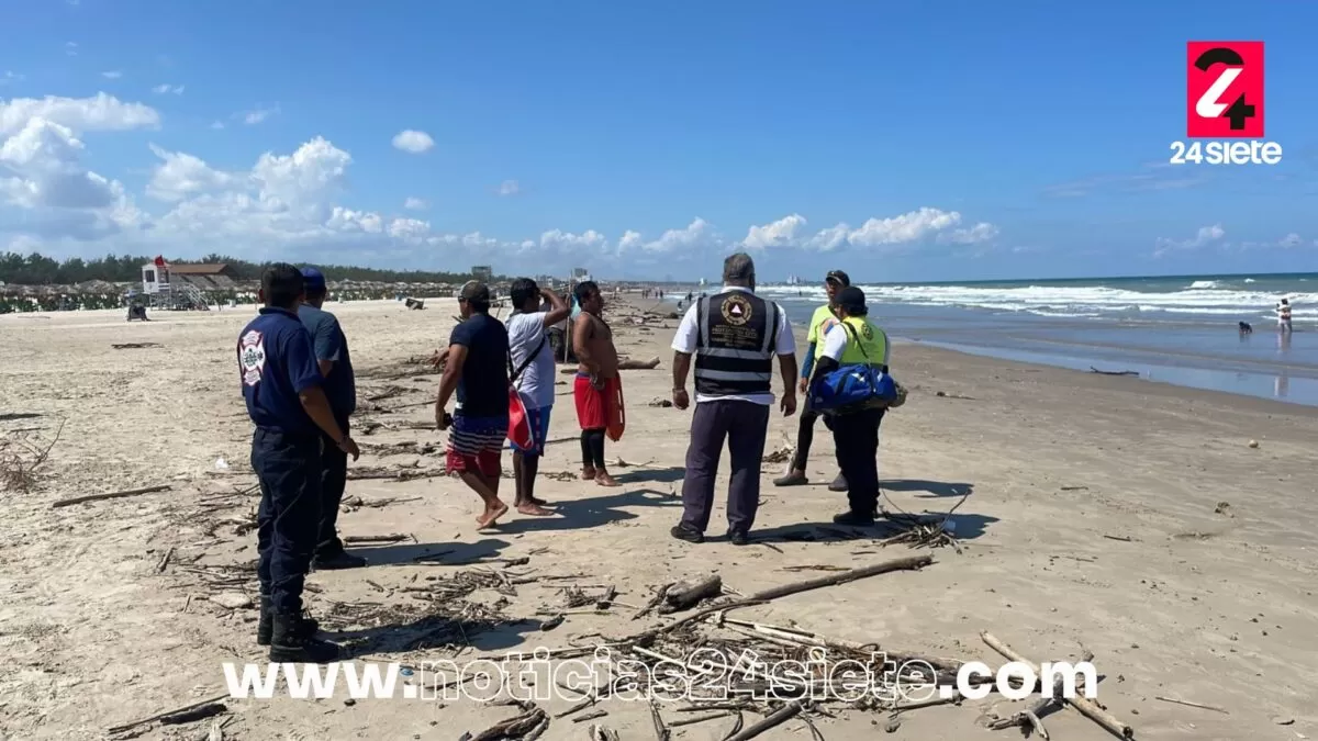 Rescatan a turista de morir ahogado en Playa Miramar