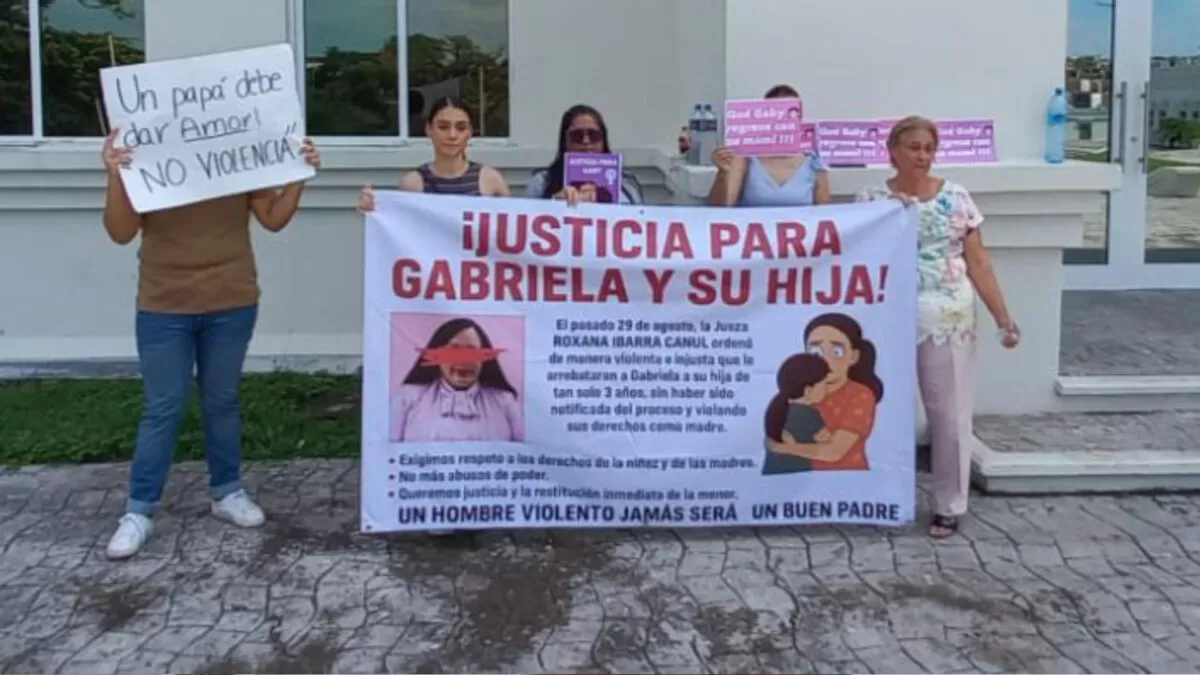 Madre protesta en Altamira para exigir devolución de su hija