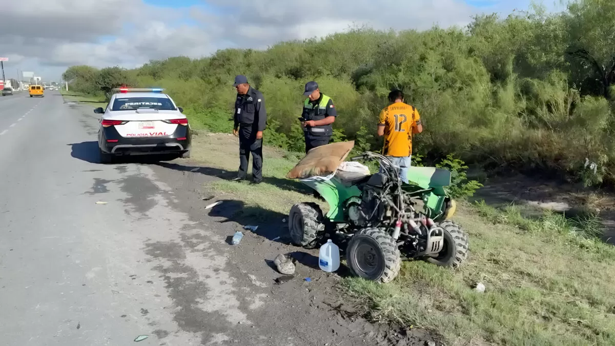 Tráiler embiste a panadero en carretera ribereña de Reynosa