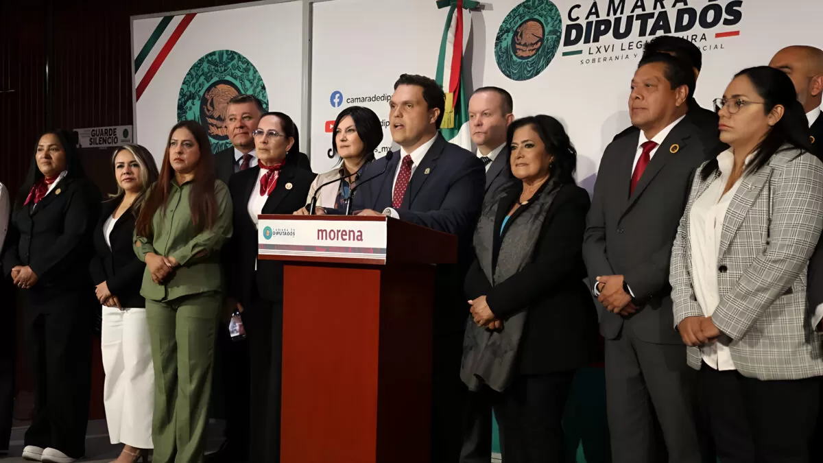 Exhiben en el Congreso nexos de Cabeza de Vaca con hermanos Carmona