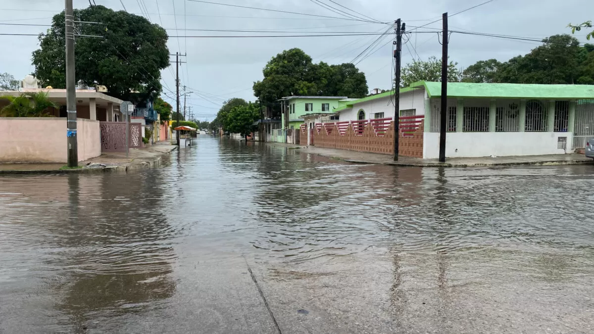 Suspenden clases en secundaria de Ciudad Madero por inundaciones