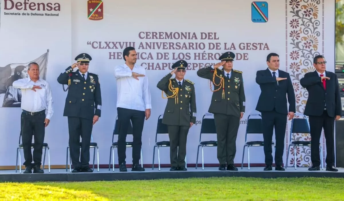 Participa Carlos Peña con el General Guillermo Arellano en la ceremonia-homenaje a Niños Héroes