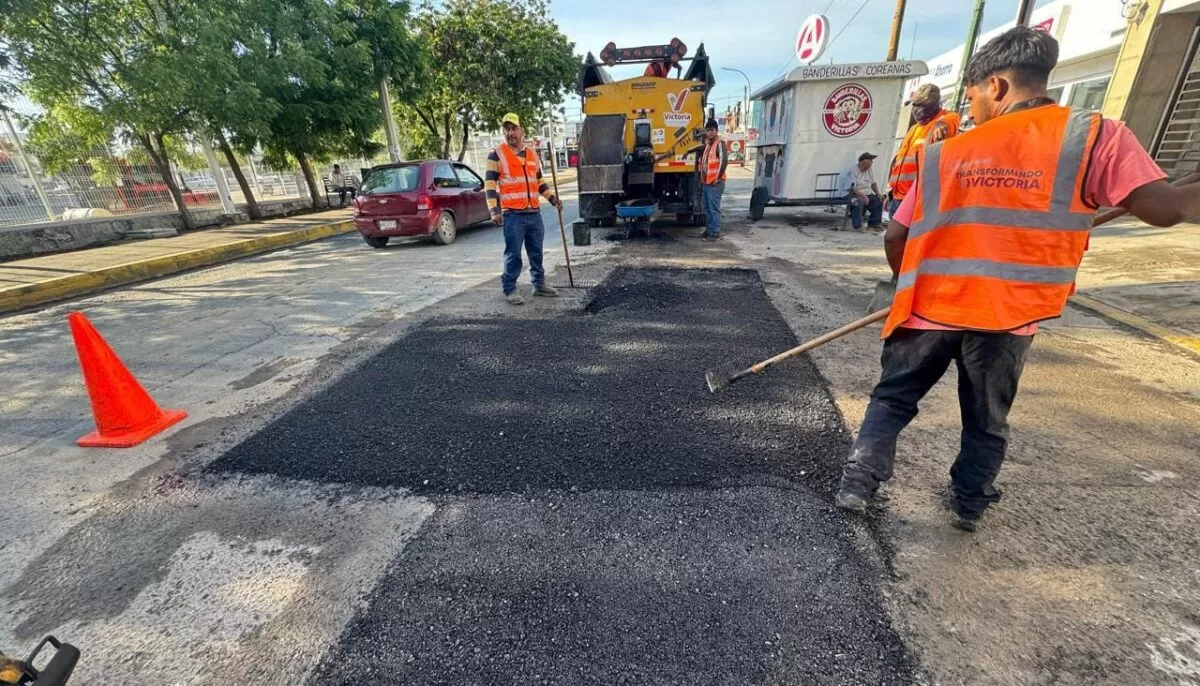 Acelera Municipio de Victoria rehabilitación de asfalto dañado por lluvias