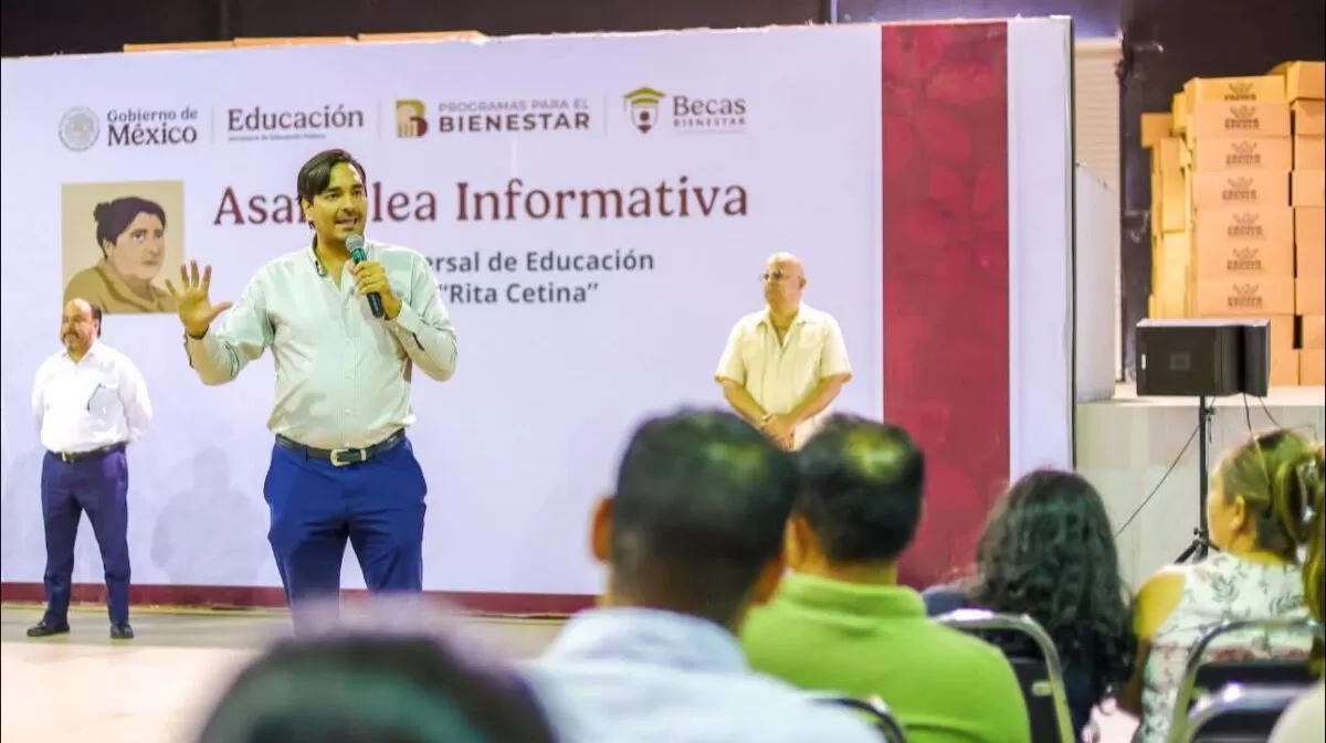 Presidió Carlos Peña Ortiz Asamblea Informativa de la Beca Universal de Educación Básica Rita Cetina