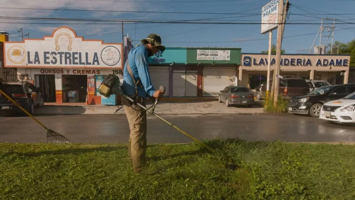 Beto Granados refuerza mantenimiento urbano en Matamoros