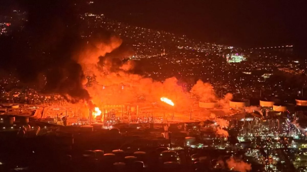 Explosión provoca incendio masivo en refinería de Chevron en California