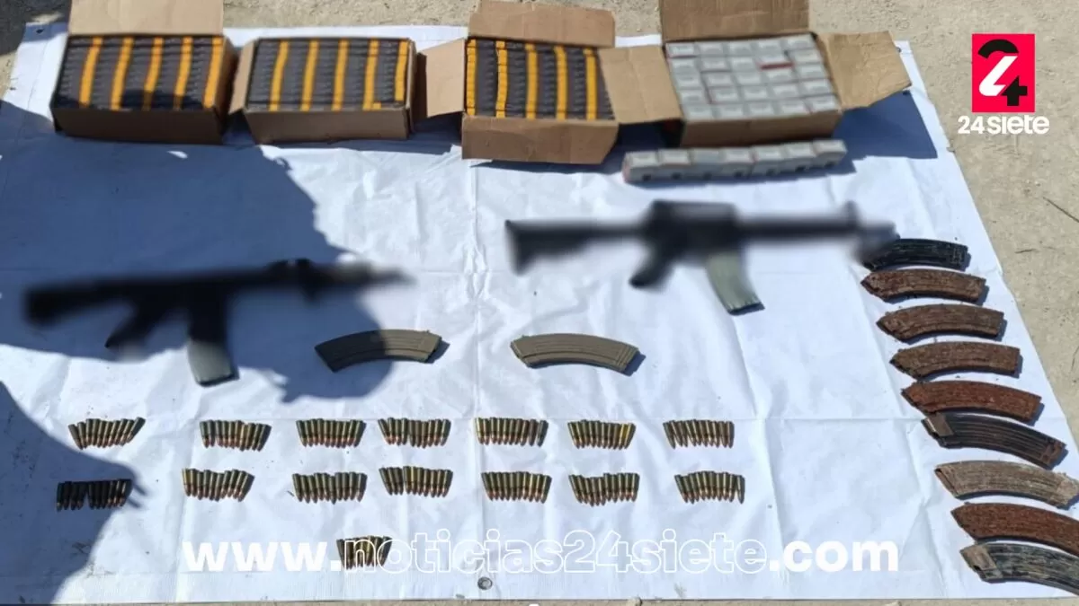 Aseguran armas y explosivos en operativo en Tamaulipas