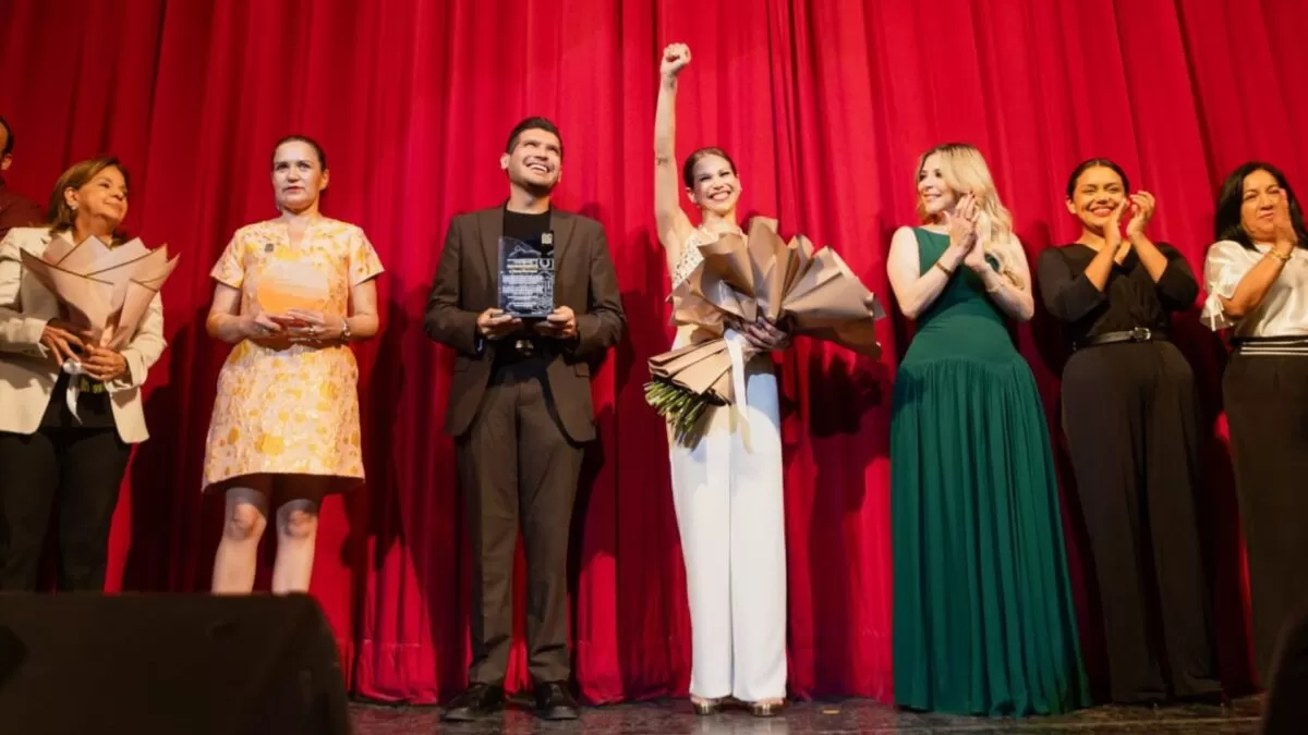 Bianca Marroquín emociona a Matamoros con su espectáculo Broadway Baby