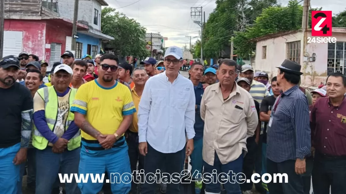 Erasmo González supervisa limpieza en zonas críticas de Madero