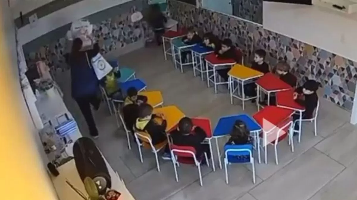 Niño pierde un diente tras agresión de su maestra