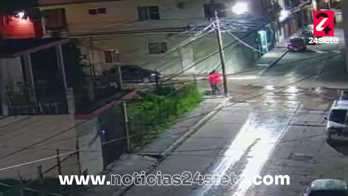 Alertan por ladrones que abren autos en Tampico