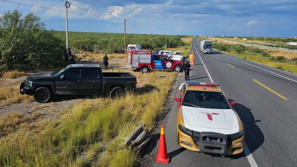 Muere mujer en choque entre tractocamión y camioneta en Nuevo Laredo