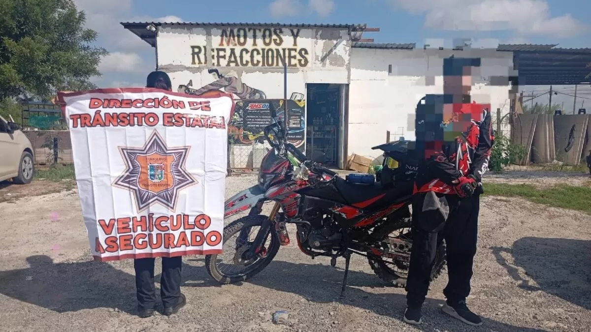Lo detienen por exceso de velocidad y le descubren droga