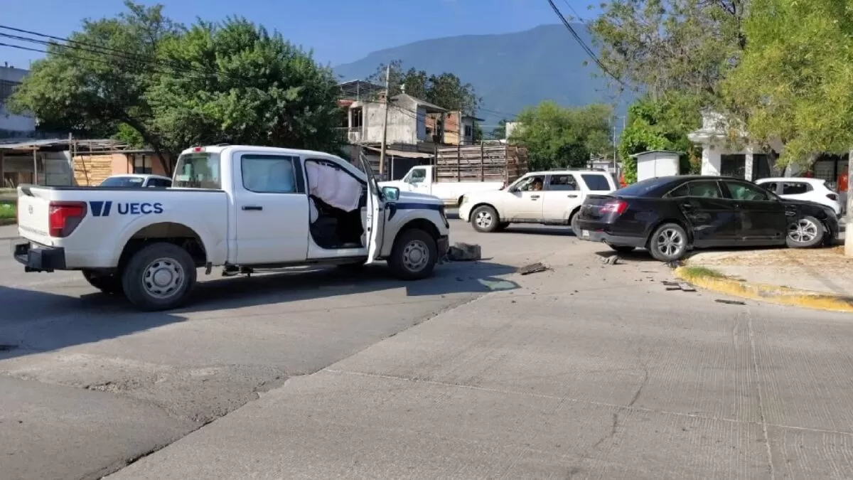 Conductor ebrio choca contra patrulla de la Fiscalía en Ciudad Victoria