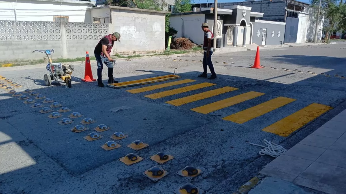 Gobierno de Carlos Peña resguarda con cruces «cebra» a peatones en Reynosa