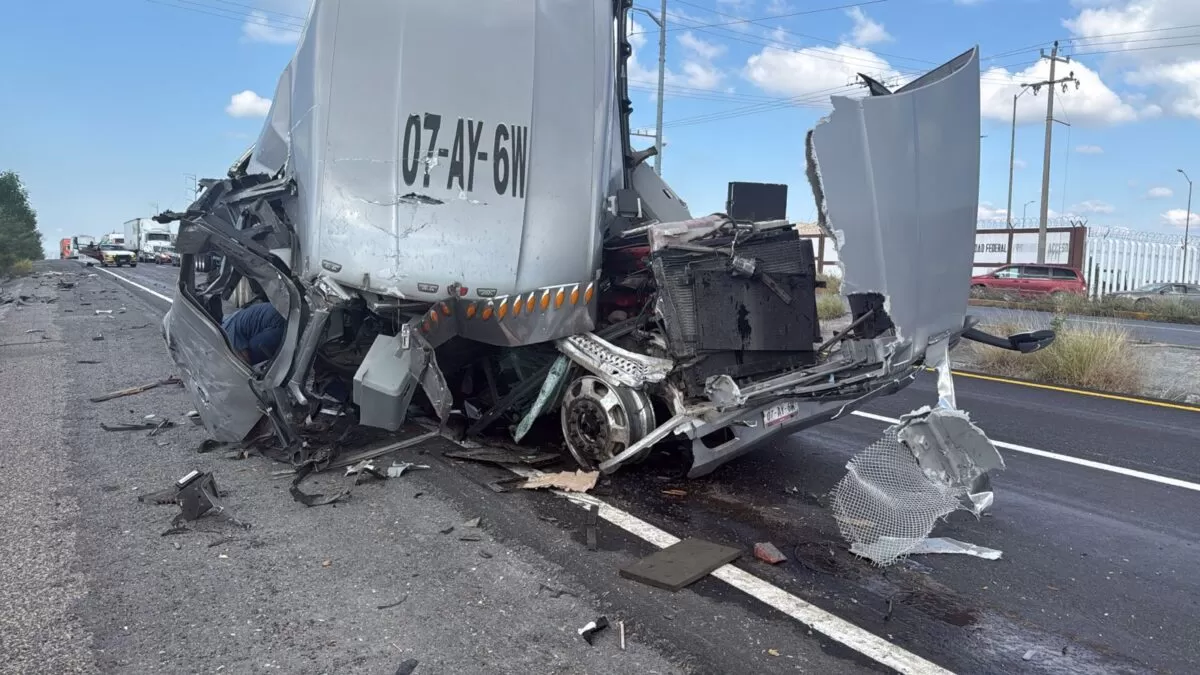 Choque múltiple de tráileres provoca cierre parcial en la Reynosa–Monterrey