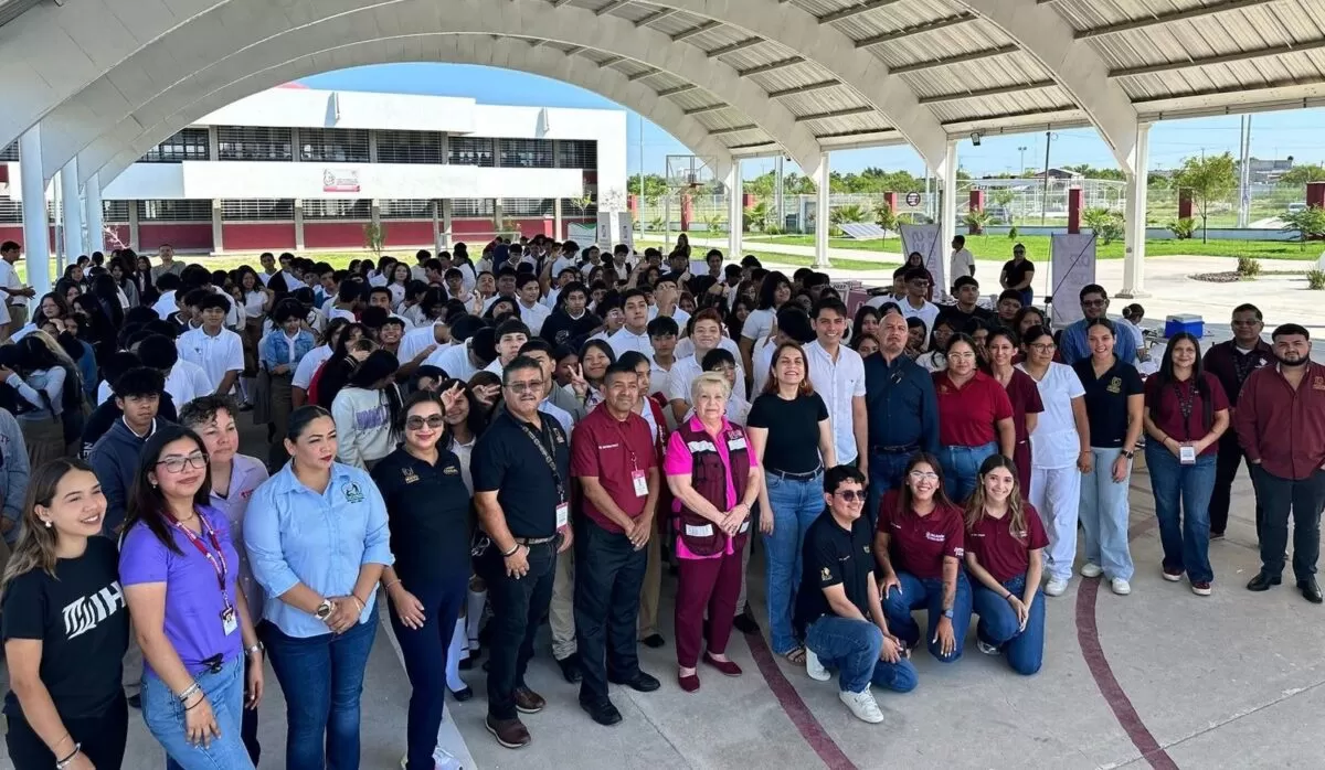 Gobierno de Nuevo Laredo lleva a zona poniente brigada de Contacto Joven