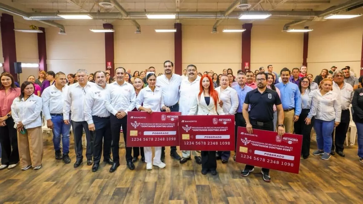 Necesitamos generaciones más preparadas: Alcalde Carlos Peña Ortiz.