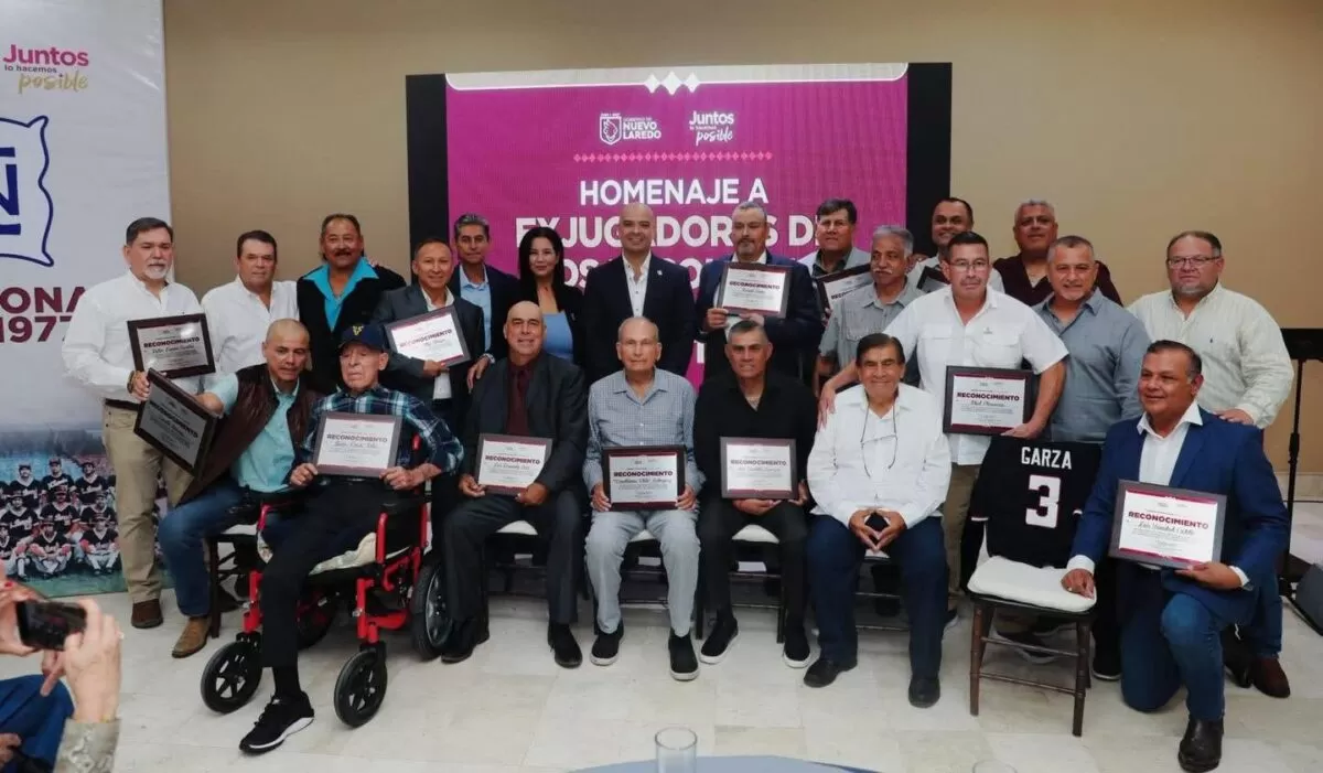 Gobierno de Nuevo Laredo rinde homenaje a campeones históricos de Los Tecolotes de los dos Laredos