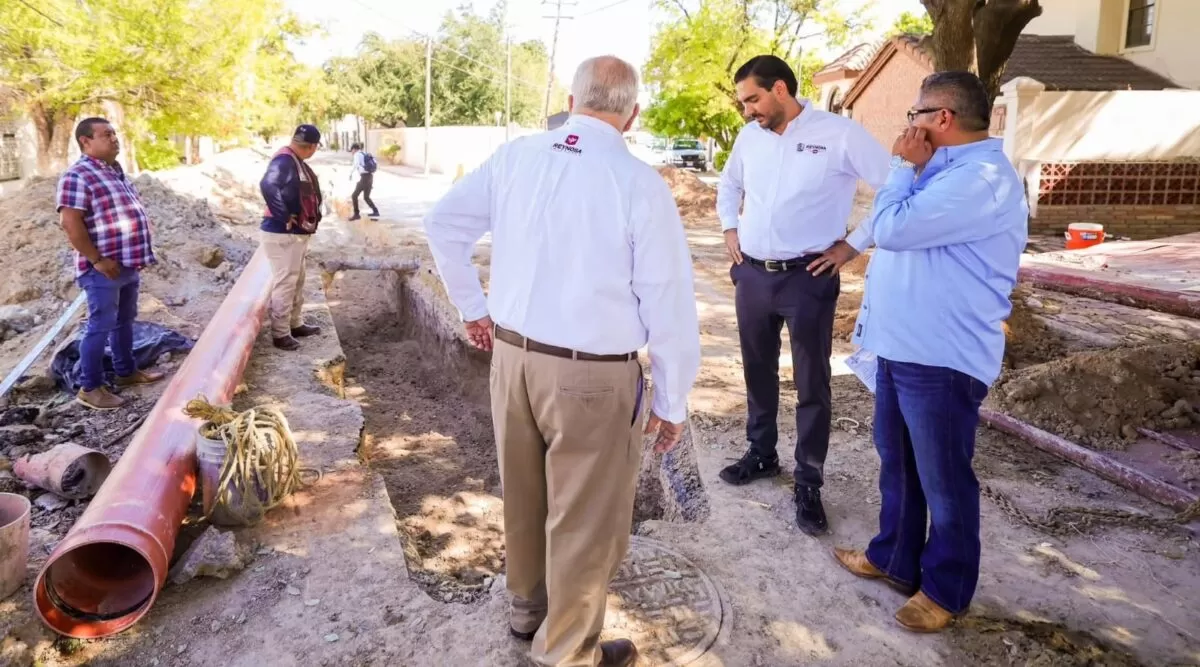 Supervisó Alcalde Carlos Peña desarrollo de obra hidráulica en colonia Naranjos