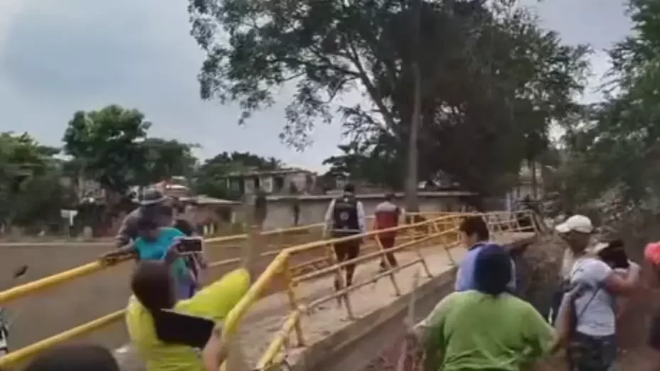 Reciben a “lodazos” a la alcaldesa de Álamo, Veracruz