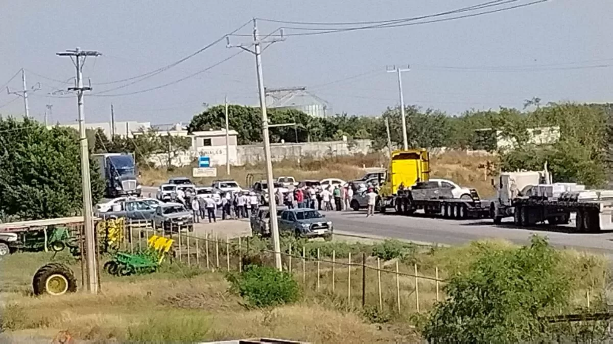Bloqueos de productores cumplen cuatro días en Tamaulipas