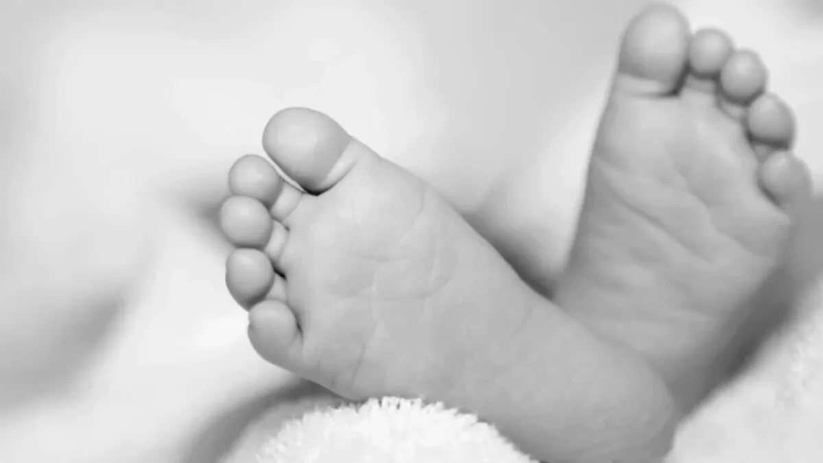 Muere bebé de un año tras ahogarse en cubeta con agua