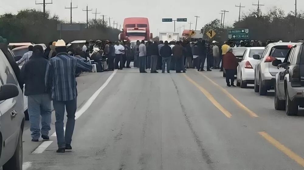 Campesinos y transportistas bloquearán carreteras y aduanas