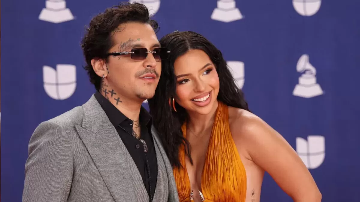 Ángela Aguilar se ríe del hate en los Latin Grammy: “Aquí los más funados”