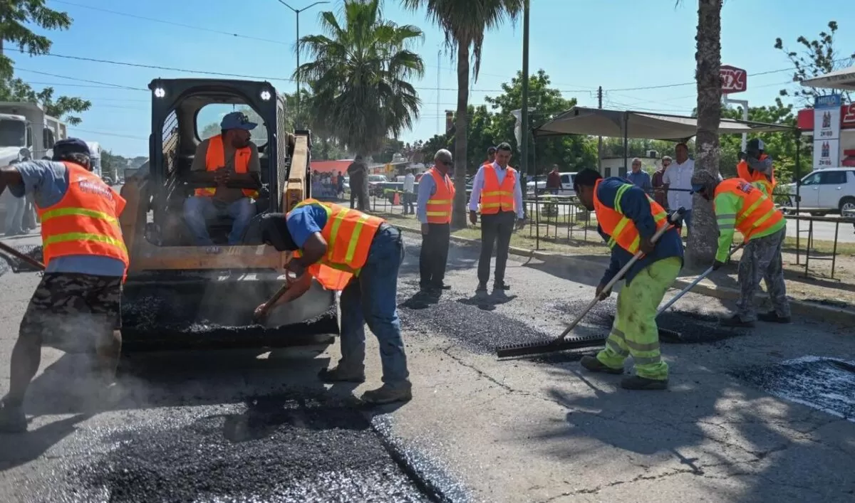 Llega plan emergente de bacheo a la Av. Carlos Adrián Avilés de Victoria