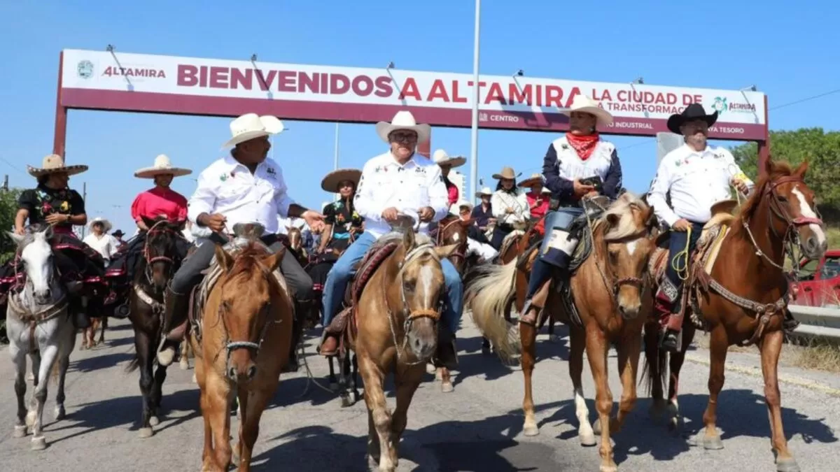 Recibe Altamira a más de mil cabalgantes de distintas regiones de México