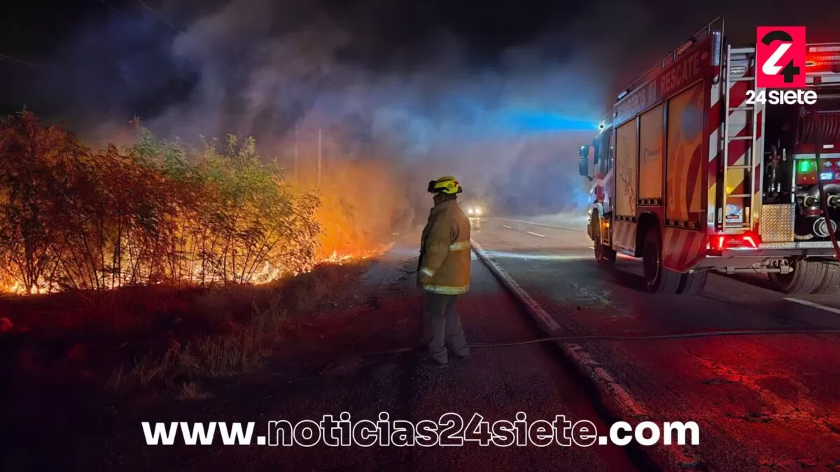 Incendio de tractocamión deja lesionados en la Victoria–Matamoros